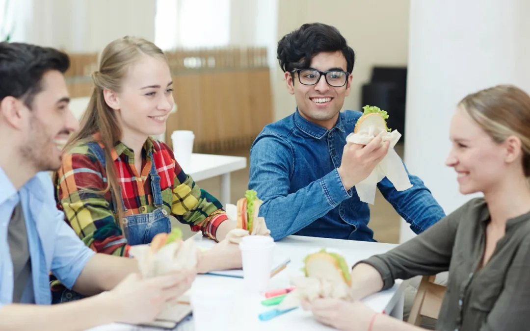 Why Colleges Are Moving Towards Nutrition-Focused Dining Services?